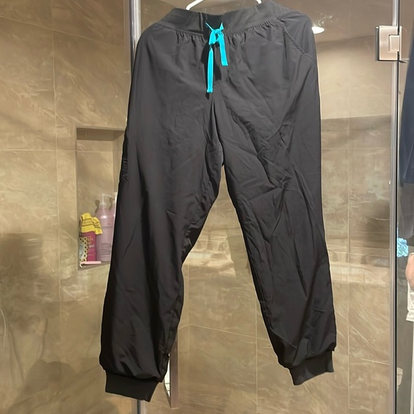 Figs scrub bottoms XL Black - Picture 1 of 3